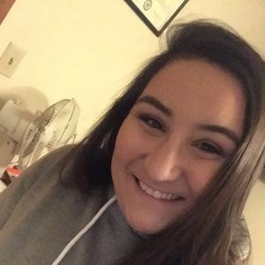 Meet your Posher, Rayann